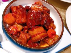 红烧肉-瓦国小镇·果木烤鸭·融合菜(西口店)