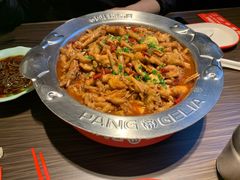 鸡爪煲-胖哥俩肉蟹煲(悦荟广场店)