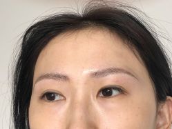 -一个差评成就的纹眉店