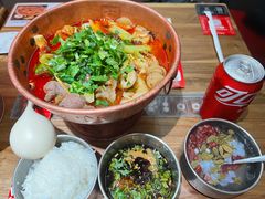 -成都你六姐·牛肉冒菜(信泰中心商场店)