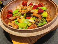 -铜锣湾·有麝自然香(渝北财富中心店)