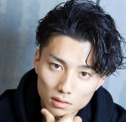 -海文先生国潮烫染男士理发馆