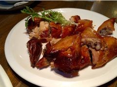 脆皮红子鸡（一只）-童年小筑餐厅(申花路店)