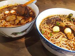 老成都红烧肥肠面-麻婆婆白家肥肠粉(海岸城店)