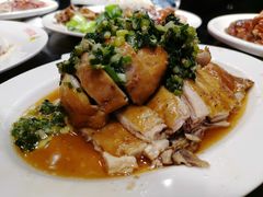 脆皮烧肉-澳门陈光记烧味饭店(南京德基广场店)