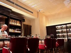 -DM Distiller & Mixologist Whisky Cocktail Bar