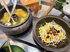 -云海肴·汽锅鸡·云南菜(天山百盛优客店)