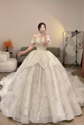 -派丽莫Pellimo原创设计婚纱品牌