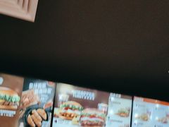 -汉堡王(华润五彩城店)