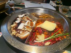 -廖掌柜·重庆鲜货火锅(上海首店)