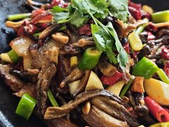 腊肉烧鹿茸菇-张关合渣(航空大道店)