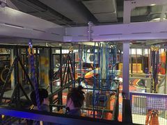 -嗨翻Hi-Fun竞技主题乐园·蹦床亲子生日轰趴(国光1937店)