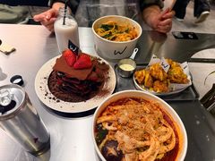 -W COLLECTIVE  DESSERT SHOP