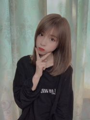点击看大图 -COMO SALON 烫染可茉发型