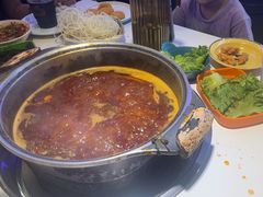 -钢管厂五区小郡肝串串香(蜀都万达店)