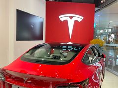 -TESLA 特斯拉(北京颐堤港体验店)