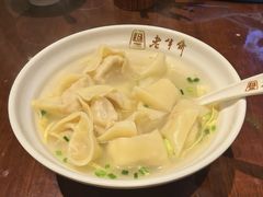 刀鱼馄饨-老半斋(福州路店)