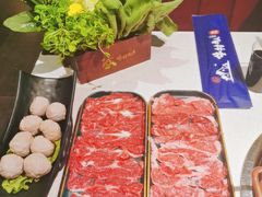 吊龙-牛村来人潮汕牛肉火锅(西单店)