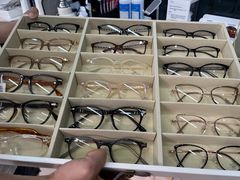 -Eziwish眼镜·蔡司授权店