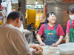 -六合夜市