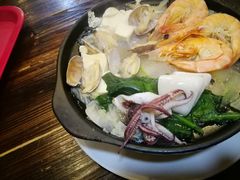 -万和春排骨砂锅米饭(湖北路店)