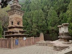 -四门塔风景区