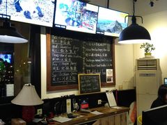 -拖板鞋咖啡旅行酒店(春熙路地铁站店)