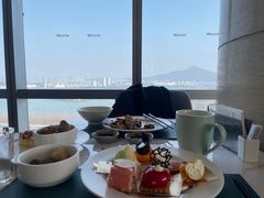 -湖景知味西餐厅•自助餐• 轻食(南京金茂威斯汀大酒店)