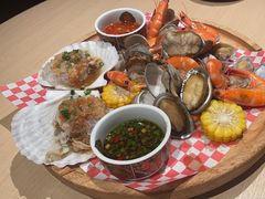 -日进一片海.生腌海鲜火锅.宵夜烧烤(三里屯总店)