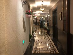 -东方明珠老上海8号餐厅