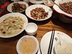 -爱碗亭·鲜炒湖南菜(壹城中心店)