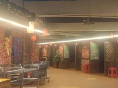 门面-人民公社铁锅炖·东北菜(卫国道店)