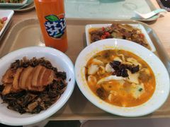 -老乡鸡(上海白玉兰广场店)