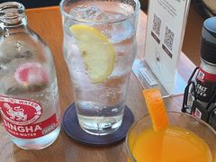 -ROAST coffee & eatery