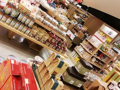 -诚品(信义店)