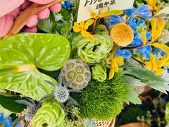 -瑞虹新天地月亮湾
