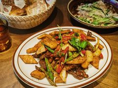 -纳鲁孜·新疆特色餐厅(上海悦荟广场店)