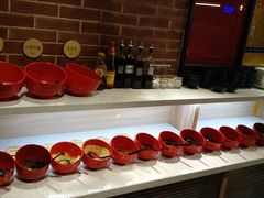 -三人行骨头王火锅(长寿店)