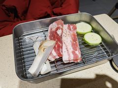 -蚂蚁洞·烤肉大营地(上海静安大悦城店)