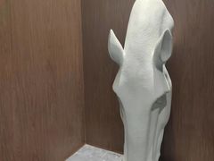-乔治莫兰迪酒店(济南解放路山东大学店)