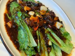-八府香鸭·啫啫煲(华山路店)
