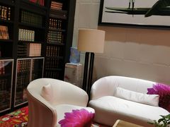 -喜鹊愉家酒店(郑州曼哈顿博览中心地铁站店)