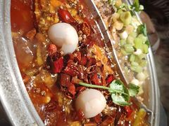 -辣尚瘾·烤鱼·新川菜(牡丹园直营店)