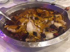 水煮份鱼-鑫巴蜀小镇 · 水煮鱼专研店(玉桥店)