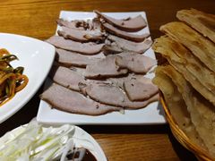 -李连贵熏肉大饼(中街盛京龙城店)