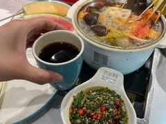 -百品聚旋转火锅(万德庄店)