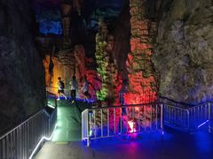 -泰安地下龙宫景区