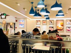 大堂-满记甜品(巴黎春天宝山店)