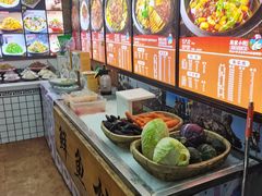 -高家小院铁锅炖大鹅(哈西高铁站店)