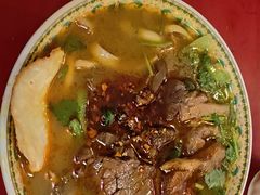 -金杨拉面王小吃面馆·牛三宝面·红烧牛肉粉